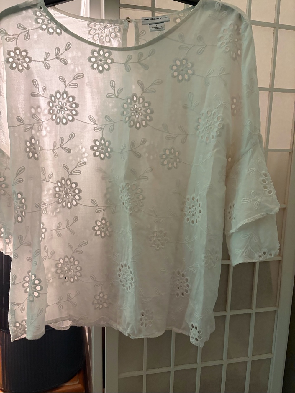 LIZ  CLAIBORNE TOP